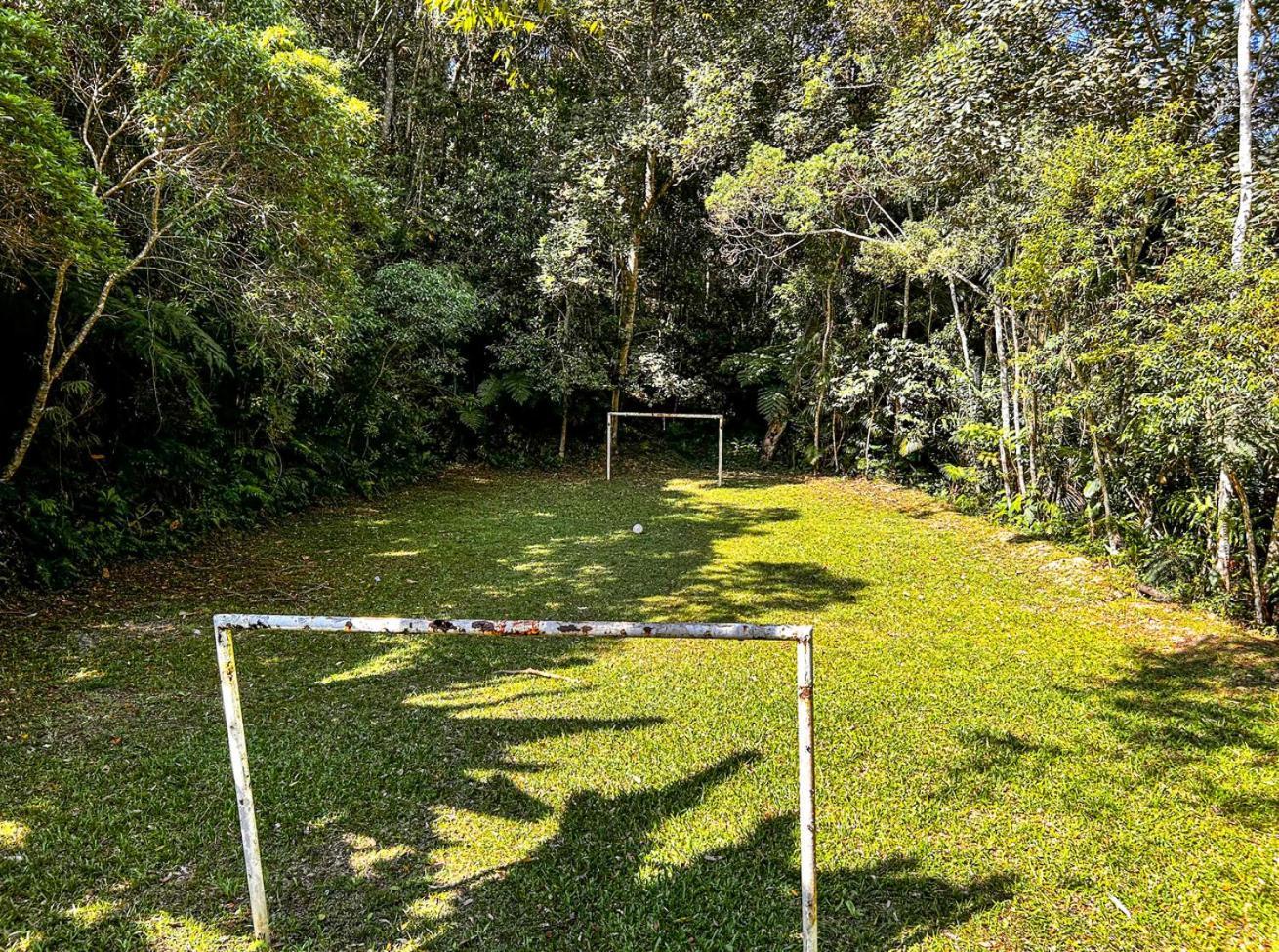Com Churrasq E Piscina Em Embura Sp